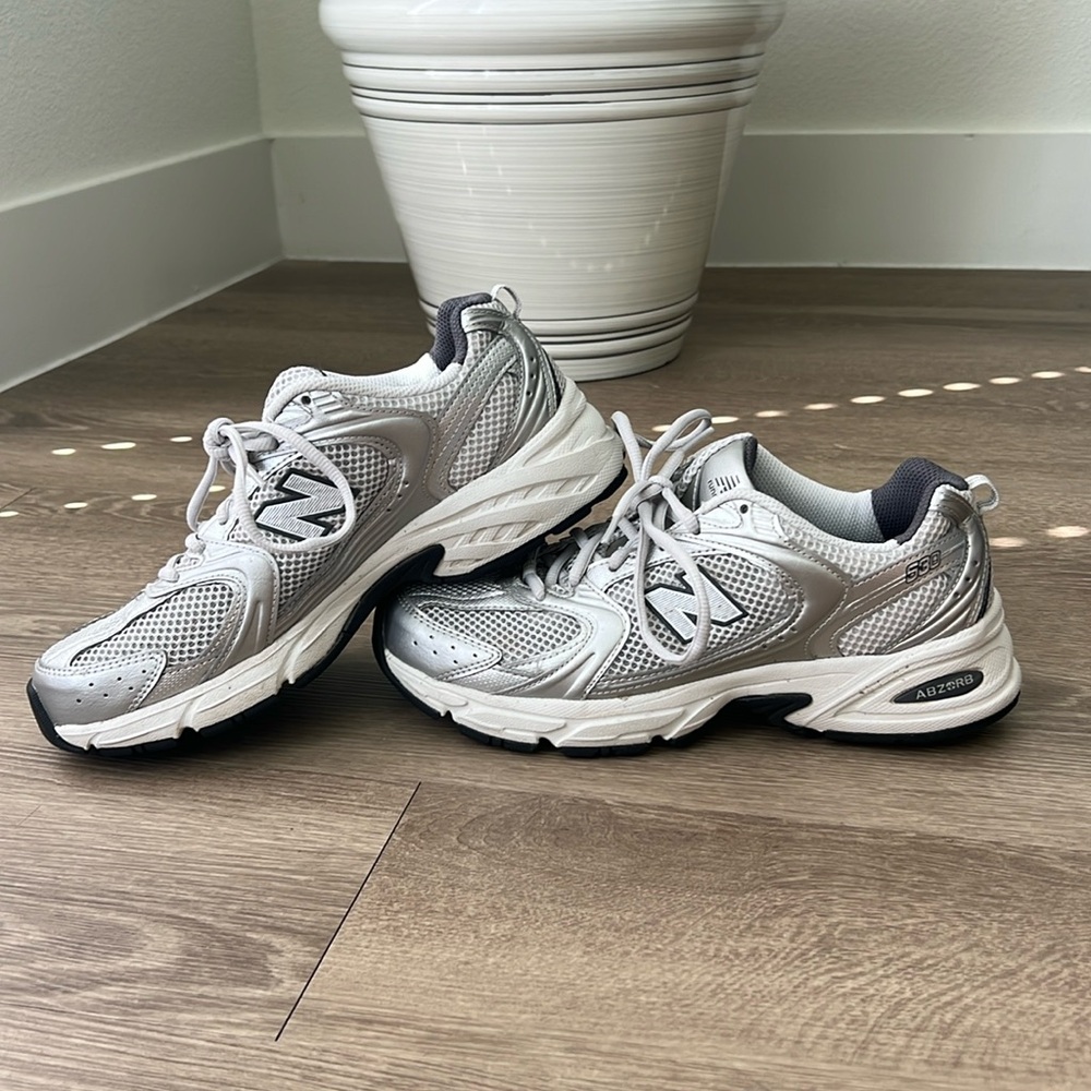 New Balance 530